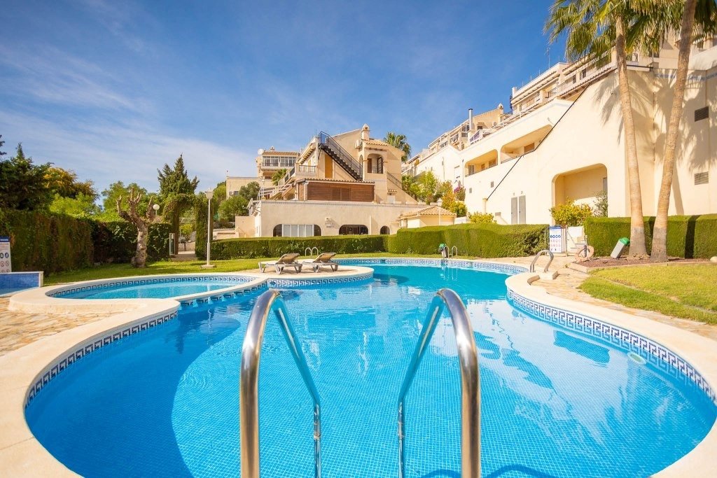 Appartamento a Torrevieja, Alicante, Spagna 3 camere da letto, 99 mq. N° 145414