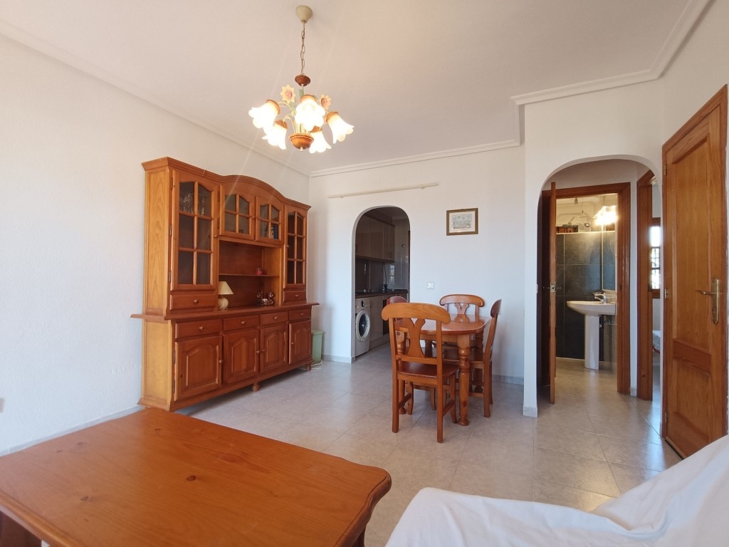 Appartamento a Torrevieja, Alicante, Spagna 3 camere da letto, 99 mq. N° 145414