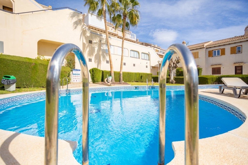 Appartamento a Torrevieja, Alicante, Spagna 3 camere da letto, 99 mq. N° 145414