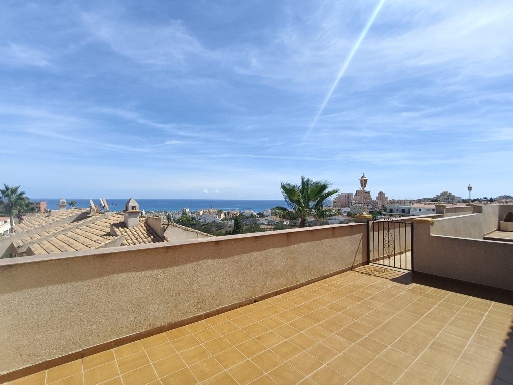 Appartamento a Torrevieja, Alicante, Spagna 3 camere da letto, 99 mq. N° 145414