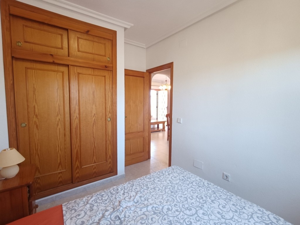 Appartamento a Torrevieja, Alicante, Spagna 3 camere da letto, 99 mq. N° 145414