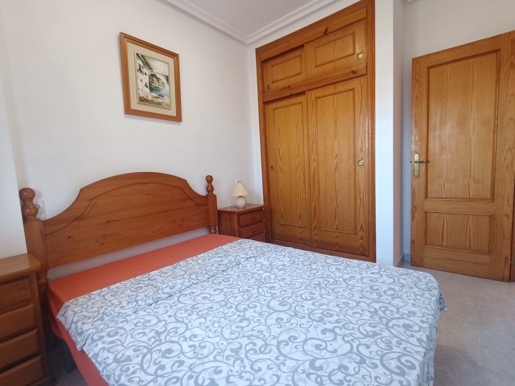 Appartamento a Torrevieja, Alicante, Spagna 3 camere da letto, 99 mq. N° 145414