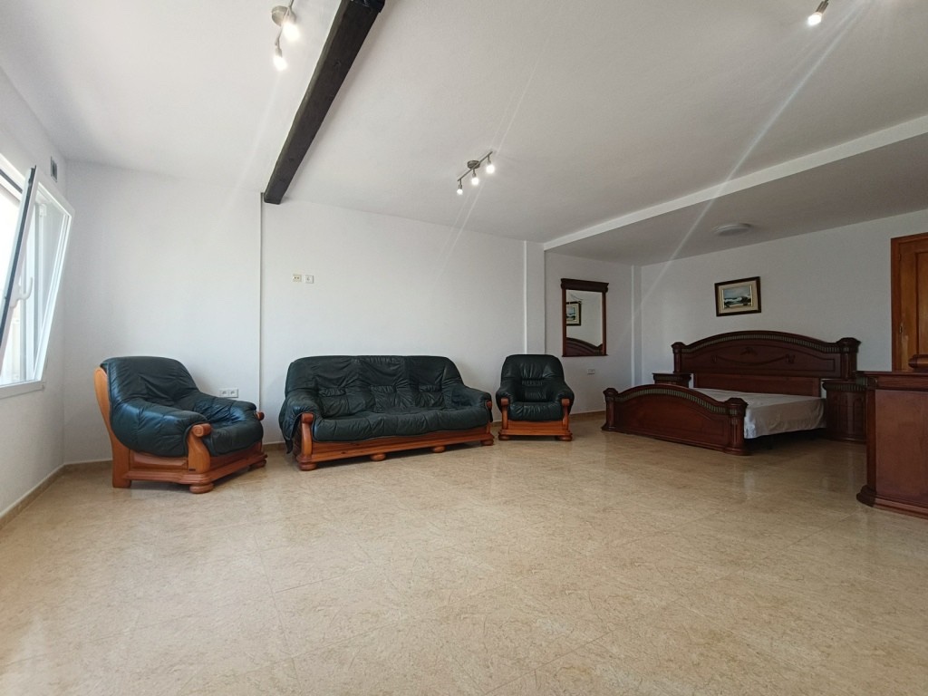 Appartamento a Torrevieja, Alicante, Spagna 3 camere da letto, 99 mq. N° 145414