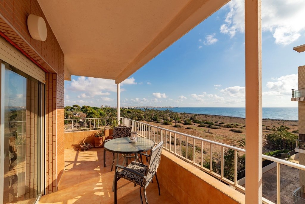 Apartment à Punta Prima, Alicante, Espagne 2 chambres, 68 m2 No. 145417
