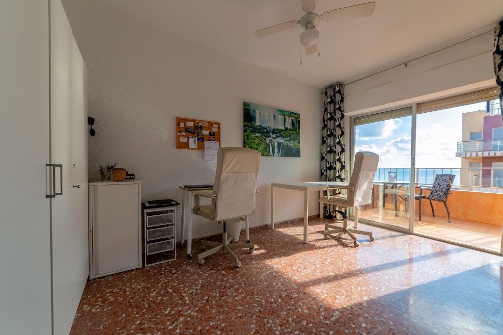 Apartment à Punta Prima, Alicante, Espagne 2 chambres, 68 m2 No. 145417