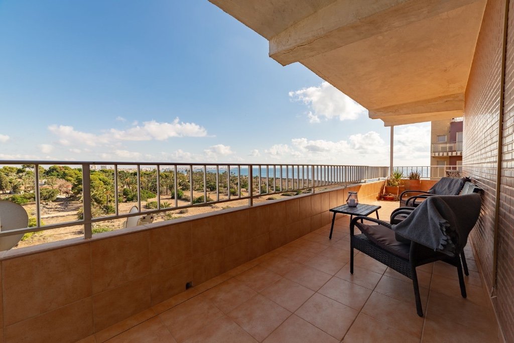 Apartment à Punta Prima, Alicante, Espagne 2 chambres, 68 m2 No. 145417