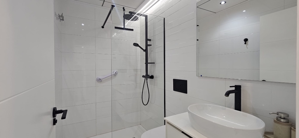 Huoneisto Punta Prima, Alicante, Espanja 2 makuuhuonetta, 71 m2 No. 145419