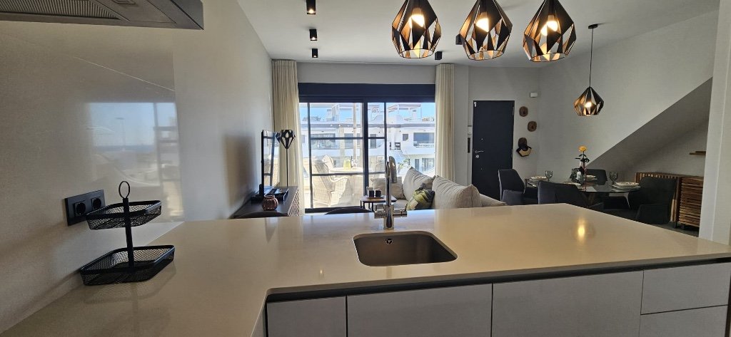 Huoneisto Punta Prima, Alicante, Espanja 2 makuuhuonetta, 71 m2 No. 145419