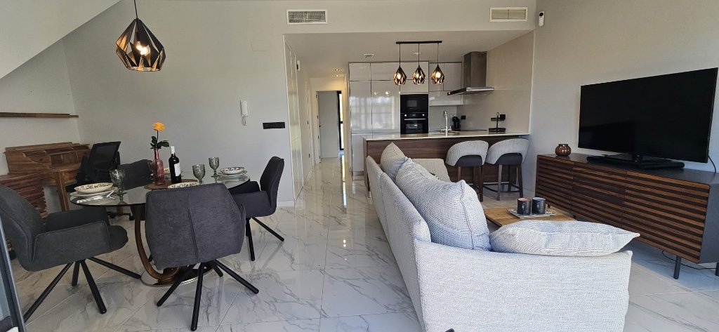 Huoneisto Punta Prima, Alicante, Espanja 2 makuuhuonetta, 71 m2 No. 145419