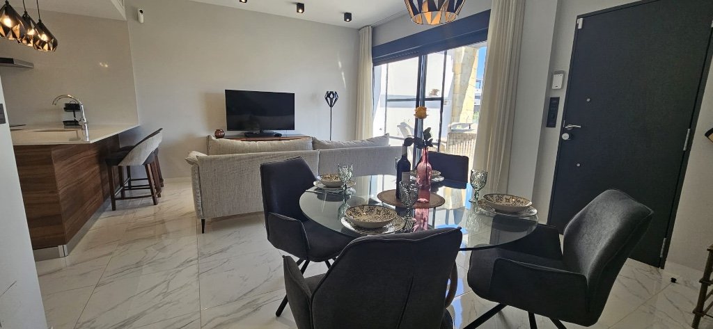 Huoneisto Punta Prima, Alicante, Espanja 2 makuuhuonetta, 71 m2 No. 145419