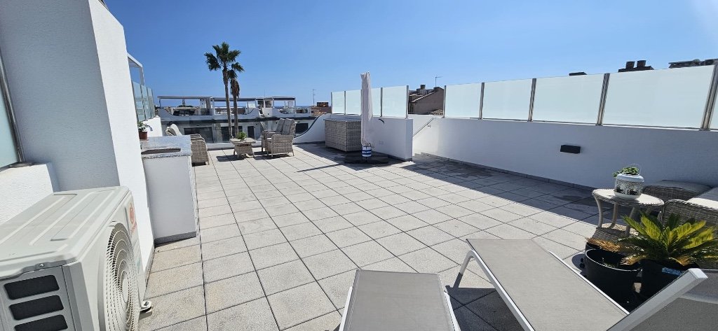 Huoneisto Punta Prima, Alicante, Espanja 2 makuuhuonetta, 71 m2 No. 145419