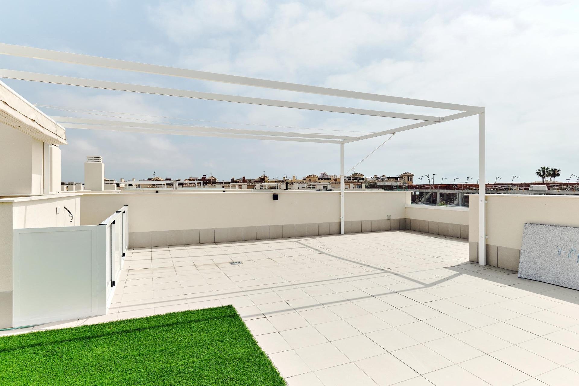 Bungalo Torrevieja, Alicante, Spānijā 2 istabas, 106 m2 Nr. 75914