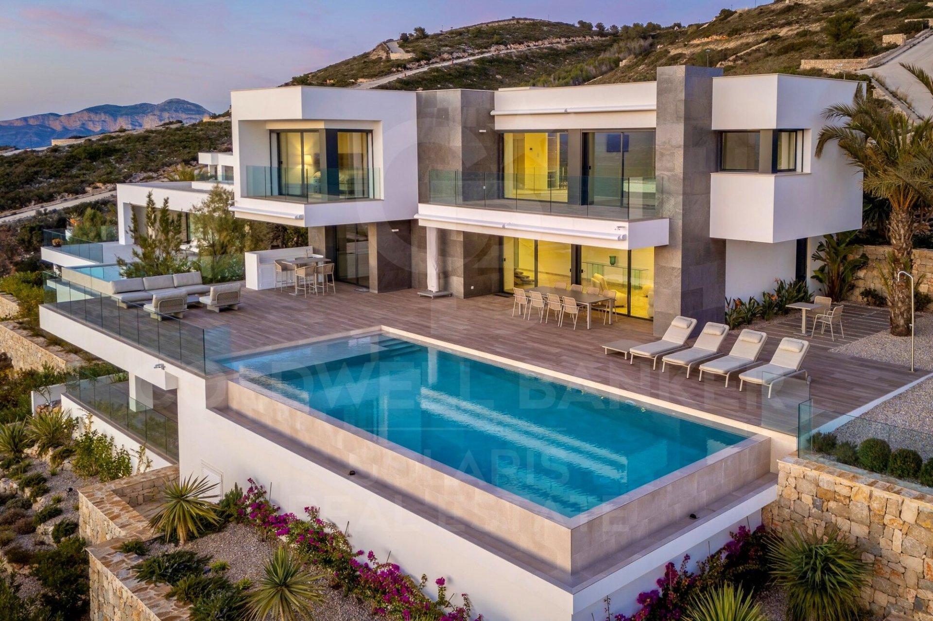 Villa in Benitachell, Alicante, Spain 5 bedrooms,  No. 157017