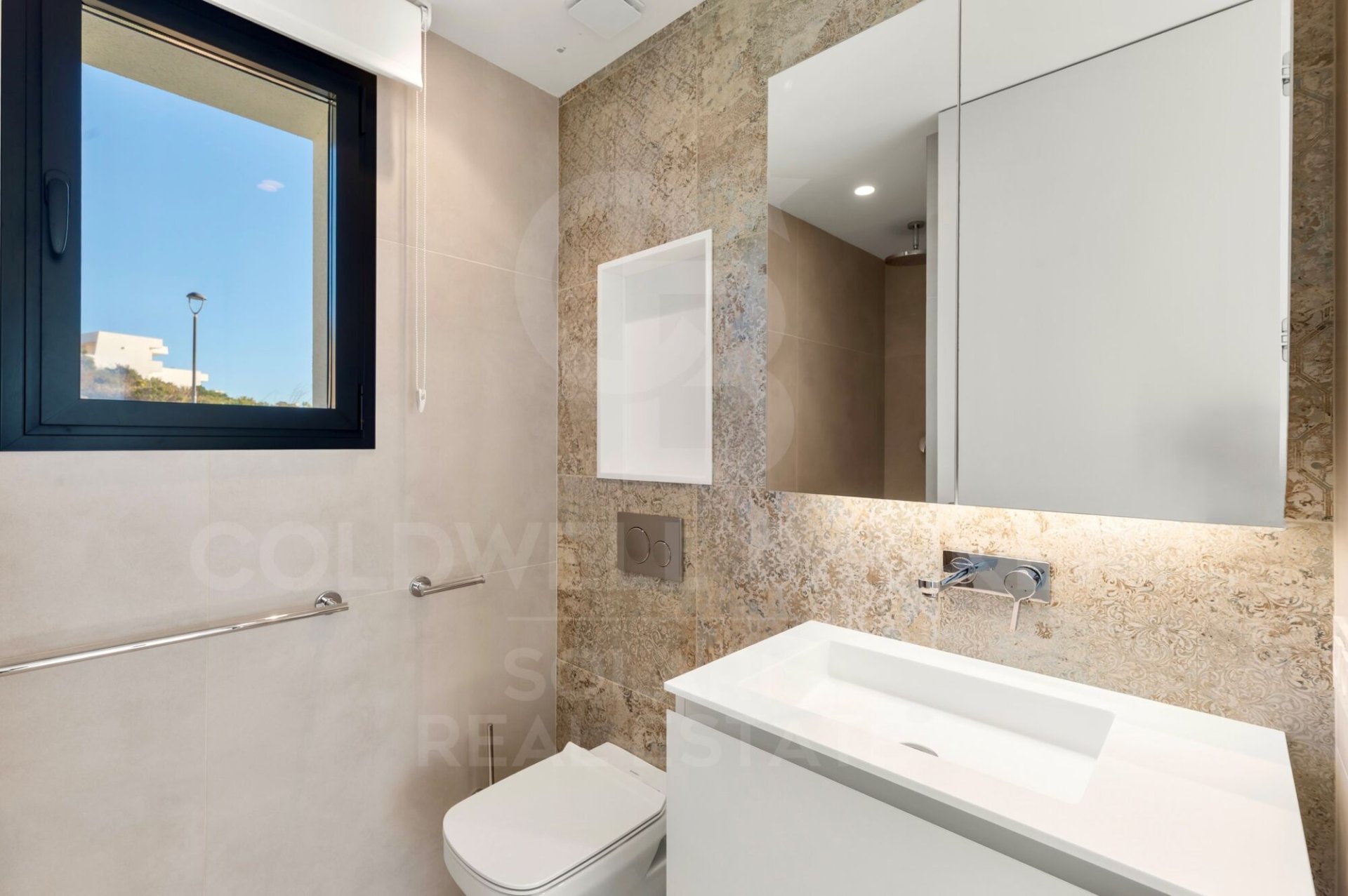 Villa in Benitachell, Alicante, Spain 5 bedrooms,  No. 157017