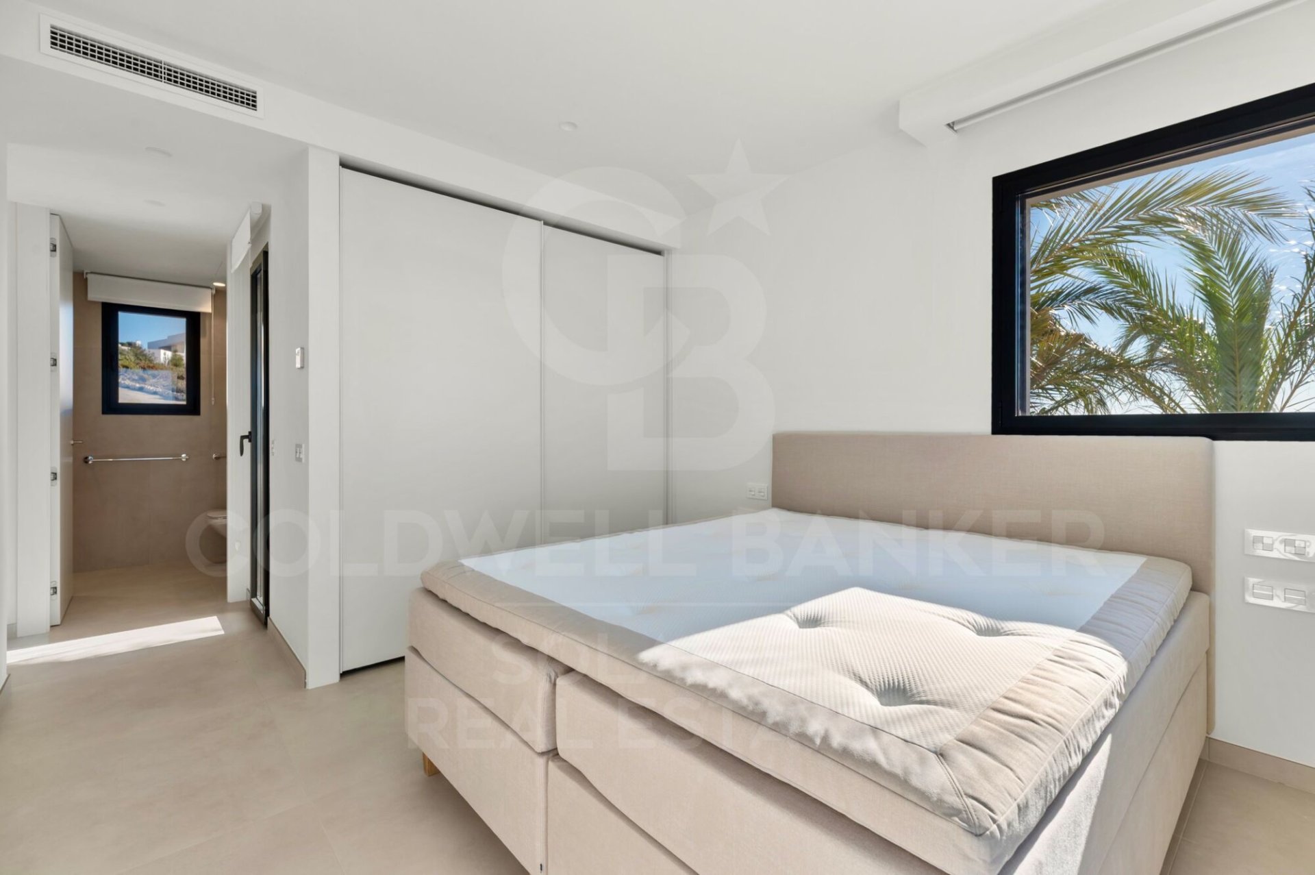 Villa in Benitachell, Alicante, Spain 5 bedrooms,  No. 157017