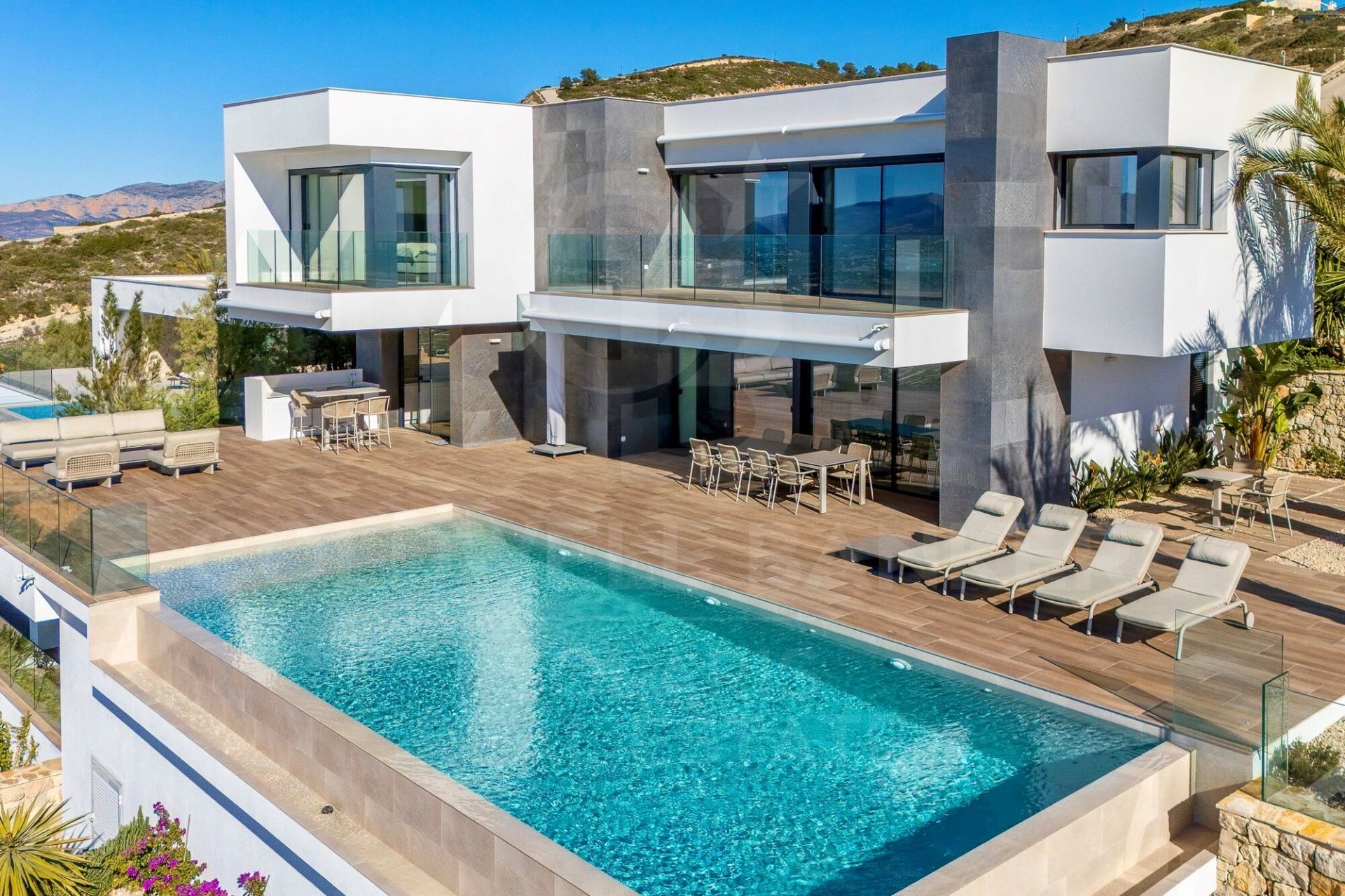 Villa in Benitachell, Alicante, Spain 5 bedrooms,  No. 157017