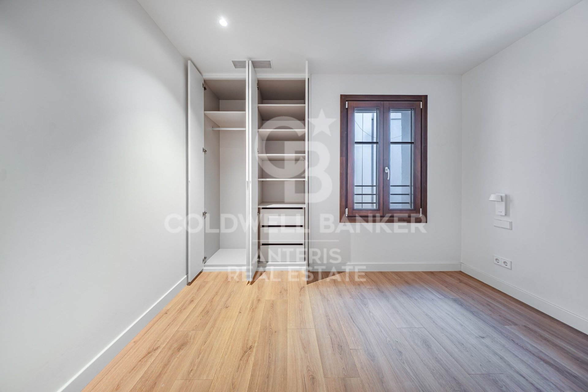 Penthouse à Barcelona, Espagne 3 chambres,  No. 157016