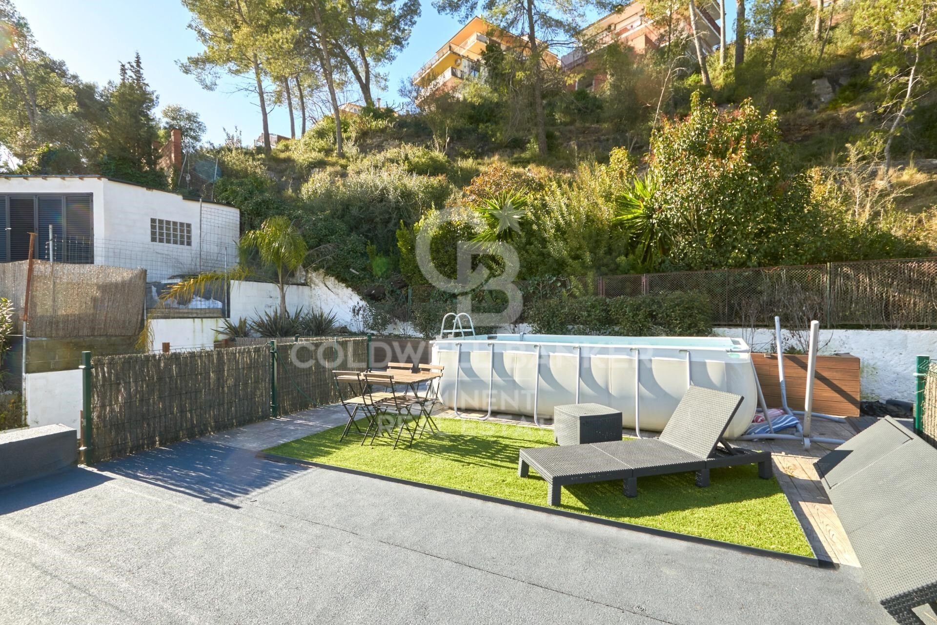 Duplex in Vallirana, Barcelona, Spain 4 bedrooms, 107 sq.m. No. 157015