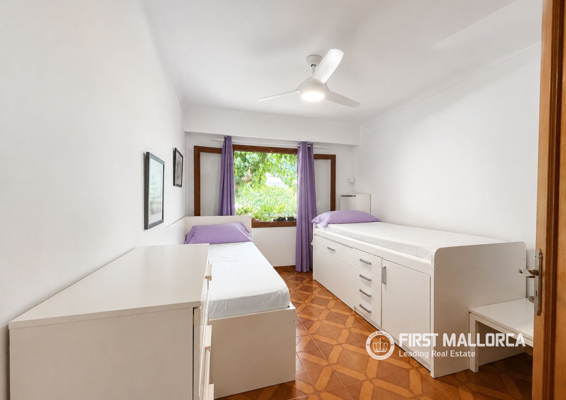 Villa a Platja De Muro, Mallorca, Spagna 4 camere da letto, 303 mq. N° 196135
