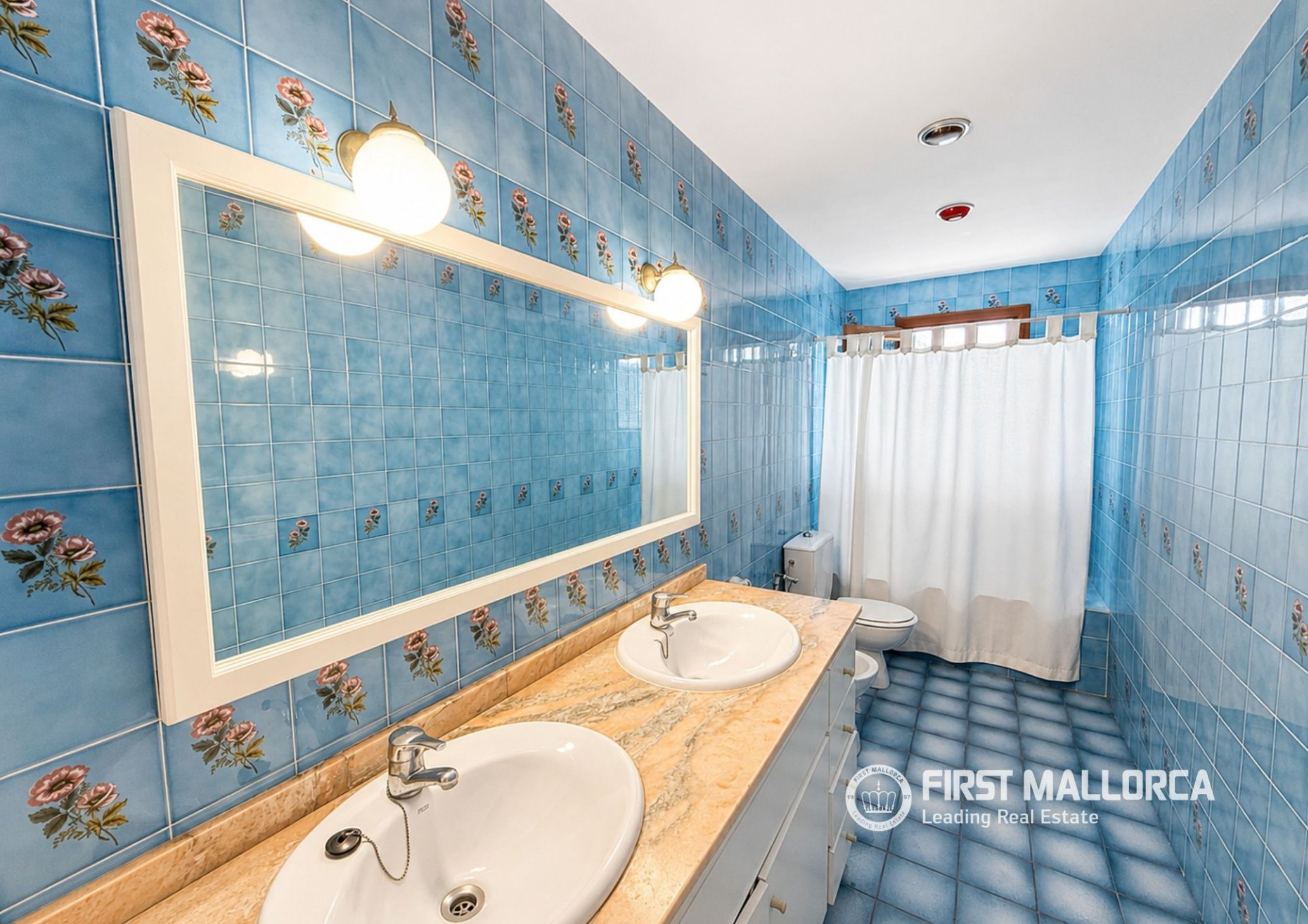 Villa a Platja De Muro, Mallorca, Spagna 4 camere da letto, 303 mq. N° 196135