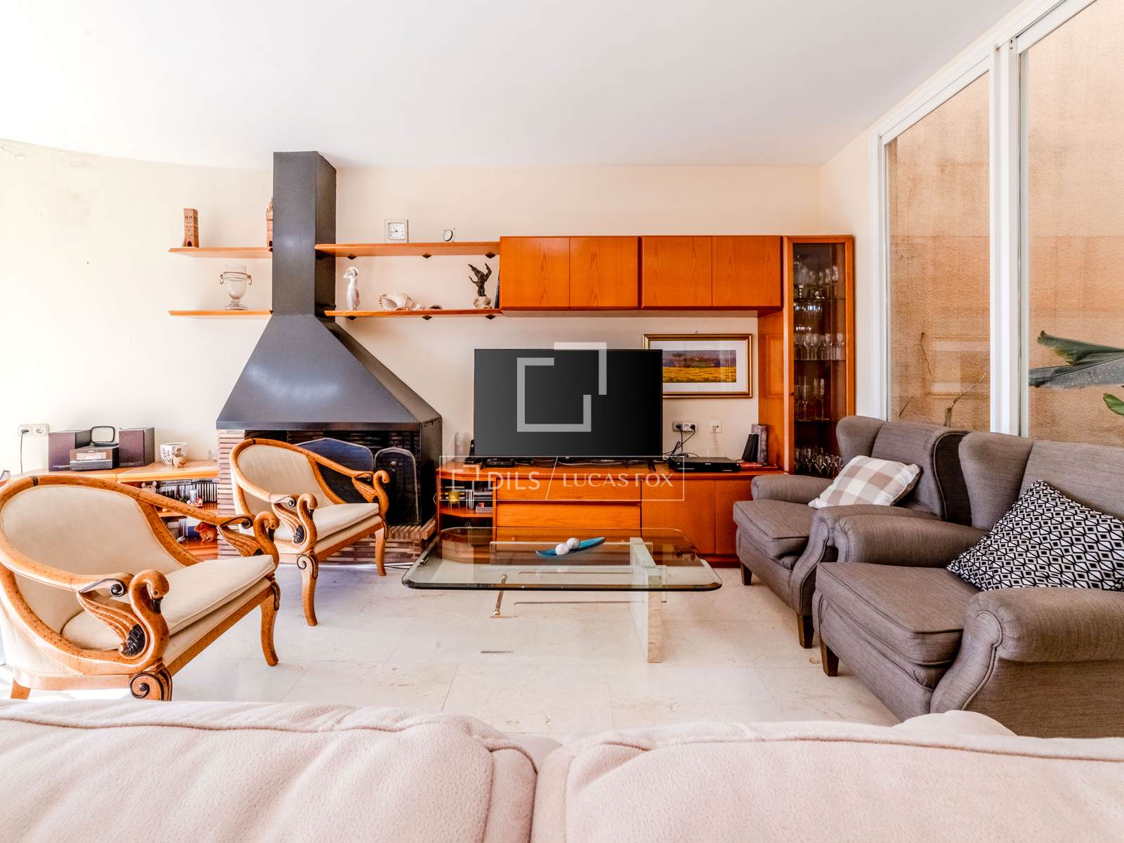 Villa in Sitges, Barcelona, Spain 5 bedrooms, 177 sq.m. No. 161356