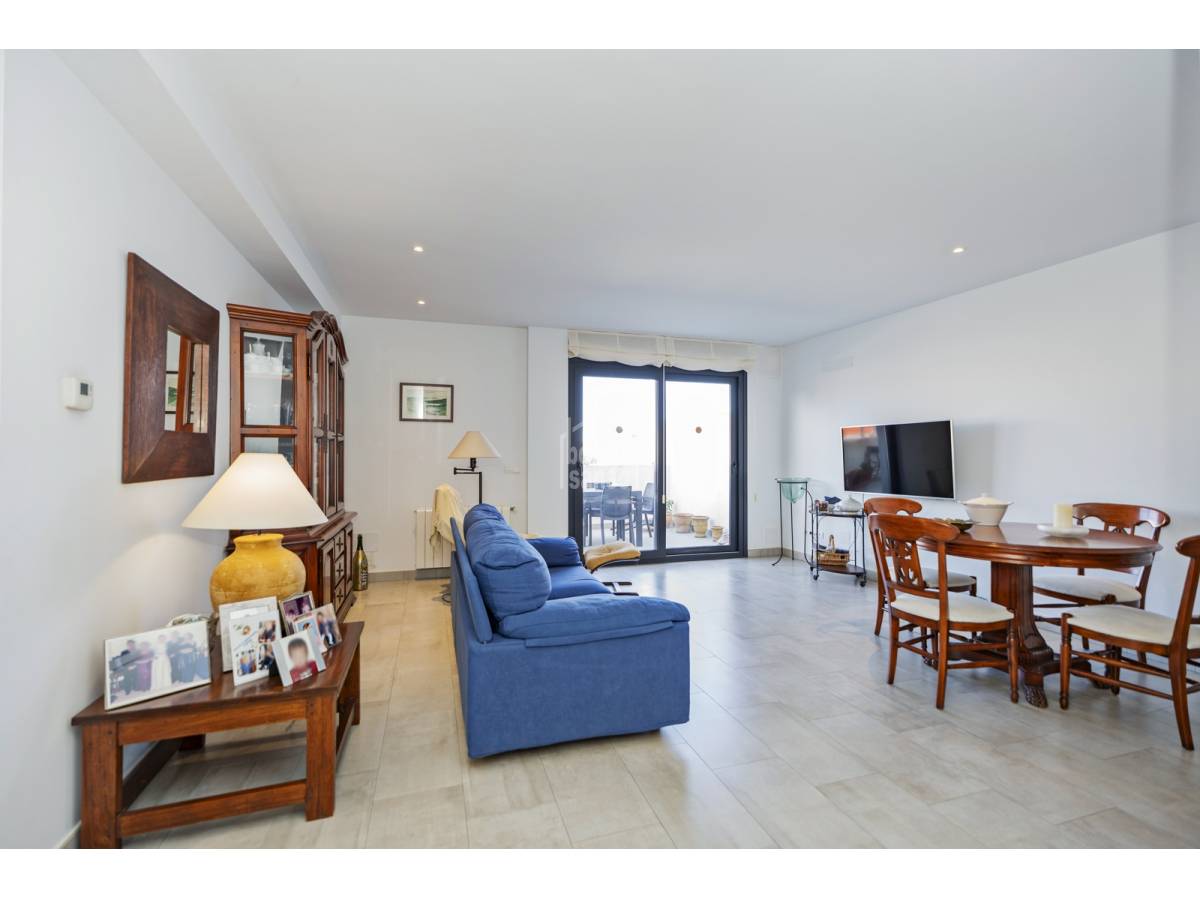 Dzīvoklis Mahon, Menorca, Spānijā 3 istabas, 118 m2 Nr. 164437