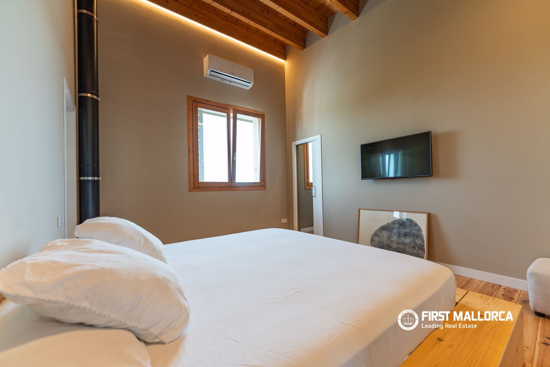 Townhouse in Muro, Mallorca, Spain 3 bedrooms, 170 sq.m. No. 194095