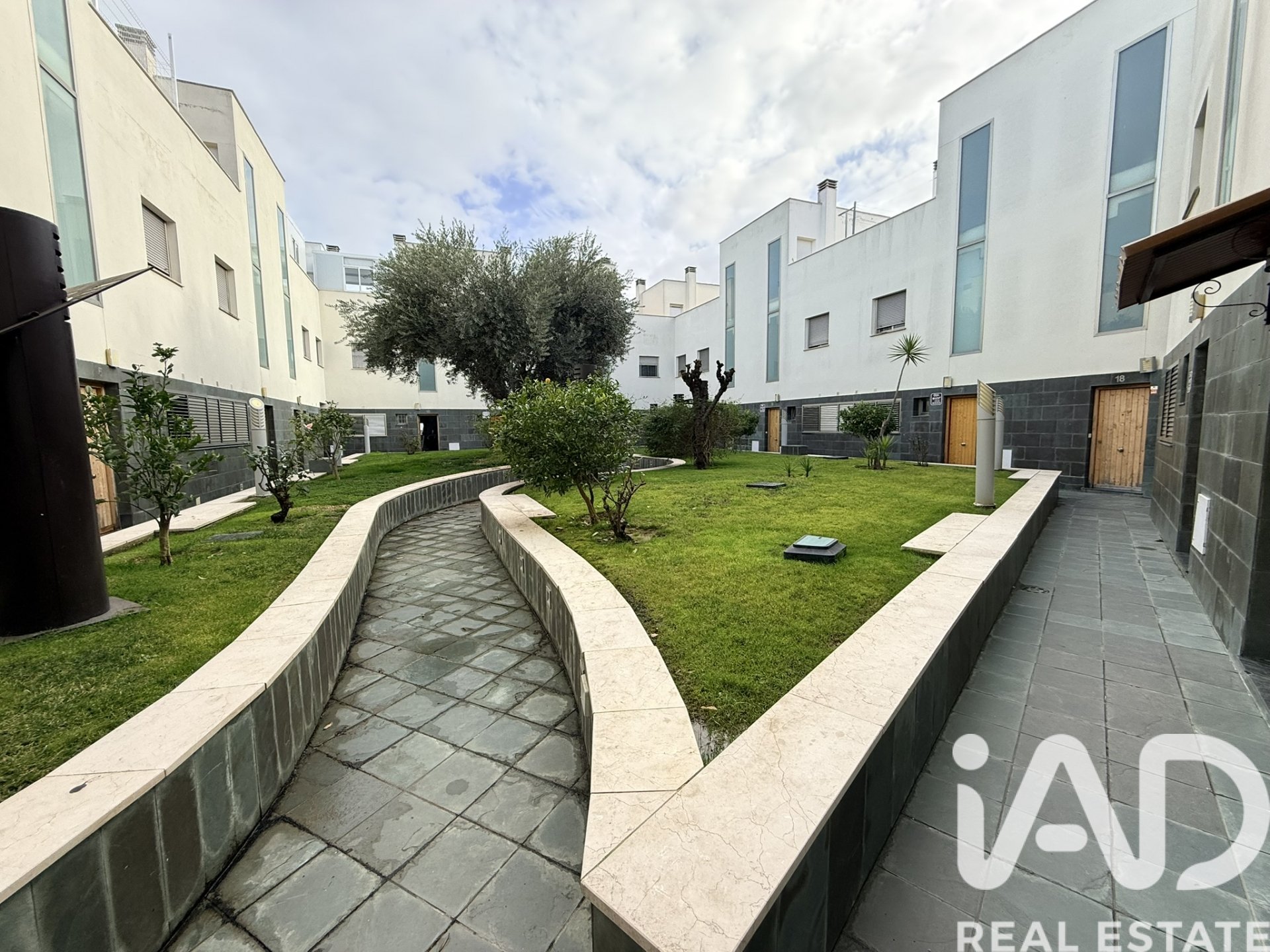 Kaupunkipientalo Lepe, Huelva, Espanja 4 makuuhuonetta, 215 m2 No. 188457