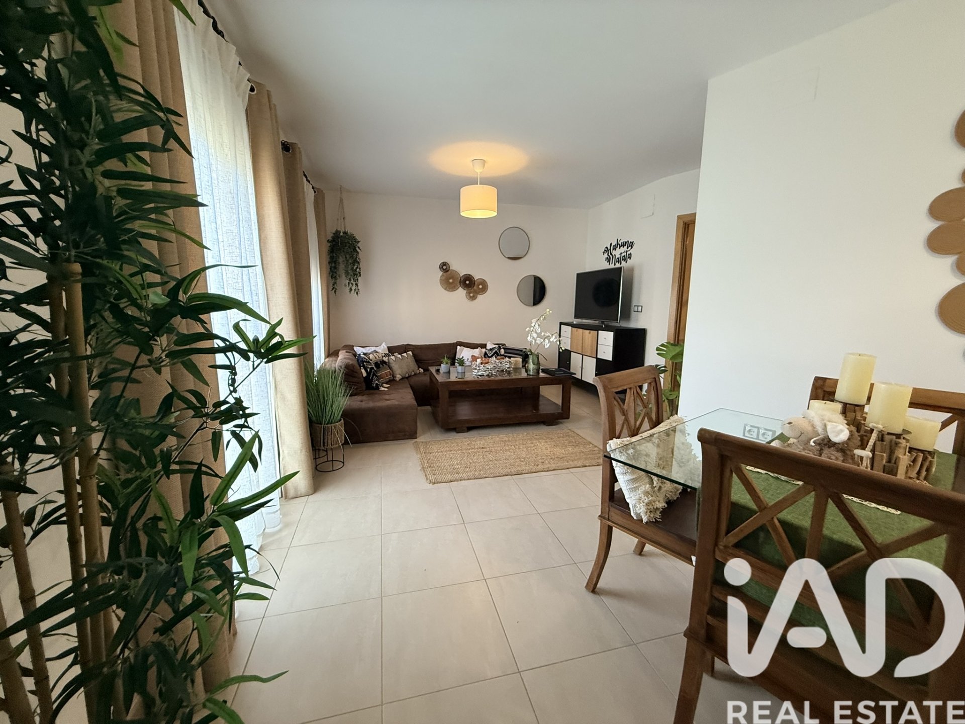 Kaupunkipientalo Lepe, Huelva, Espanja 4 makuuhuonetta, 215 m2 No. 188457
