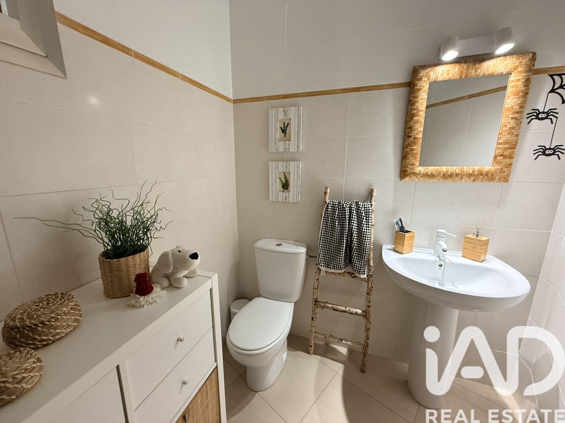 Kaupunkipientalo Lepe, Huelva, Espanja 4 makuuhuonetta, 215 m2 No. 188457