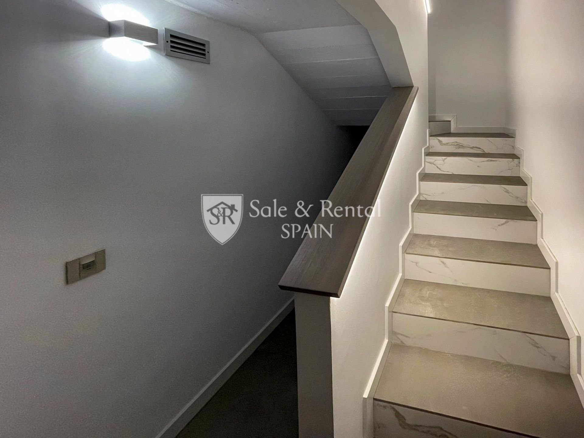 Сasa en Lloret de Mar, Gerona, España 4 dormitorios, 263 m2 No. 166478