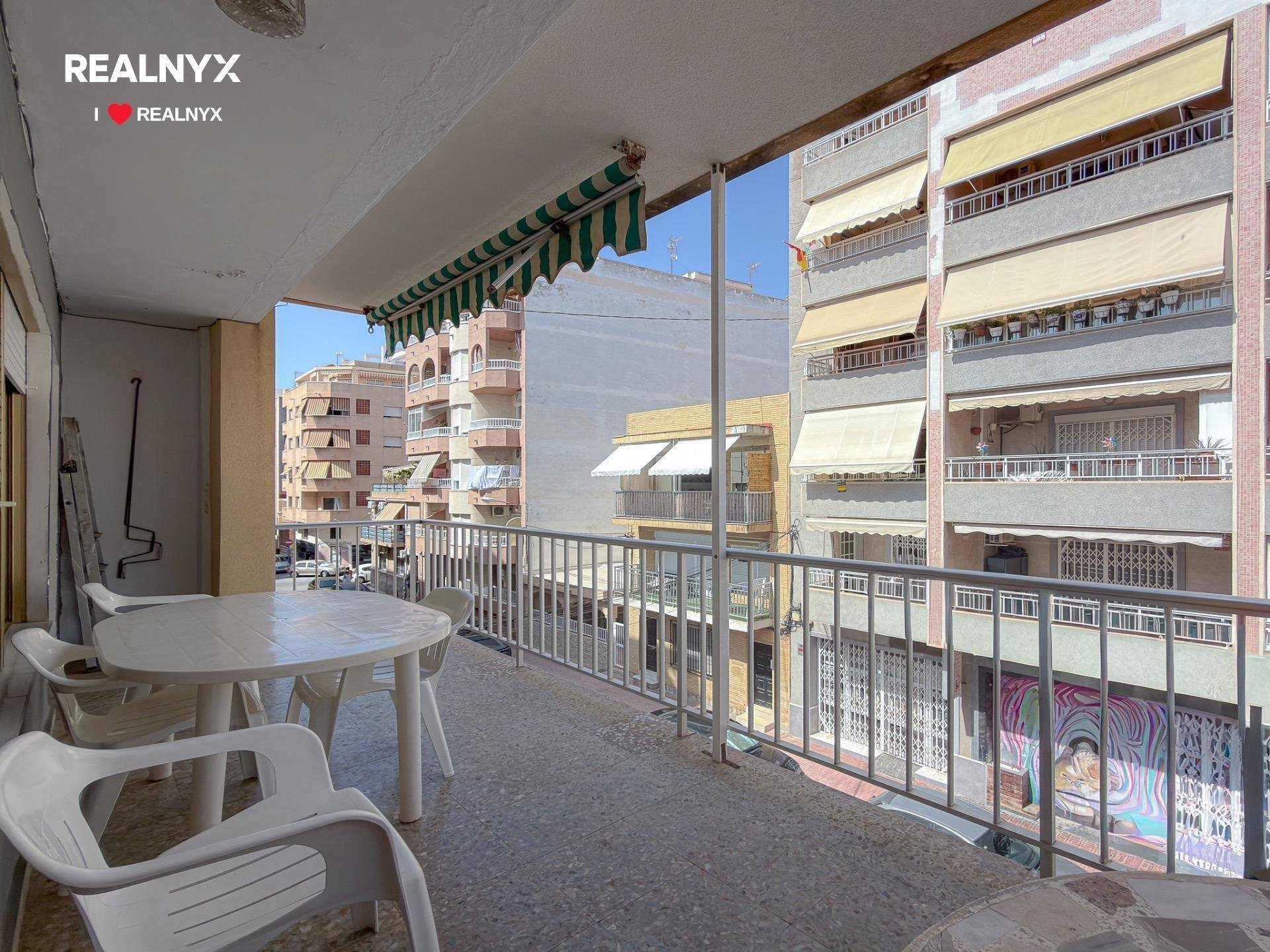 Takvåning i Torrevieja, Alicante, Spanien 4 sovrum, 112 kvm. Nr. 194792