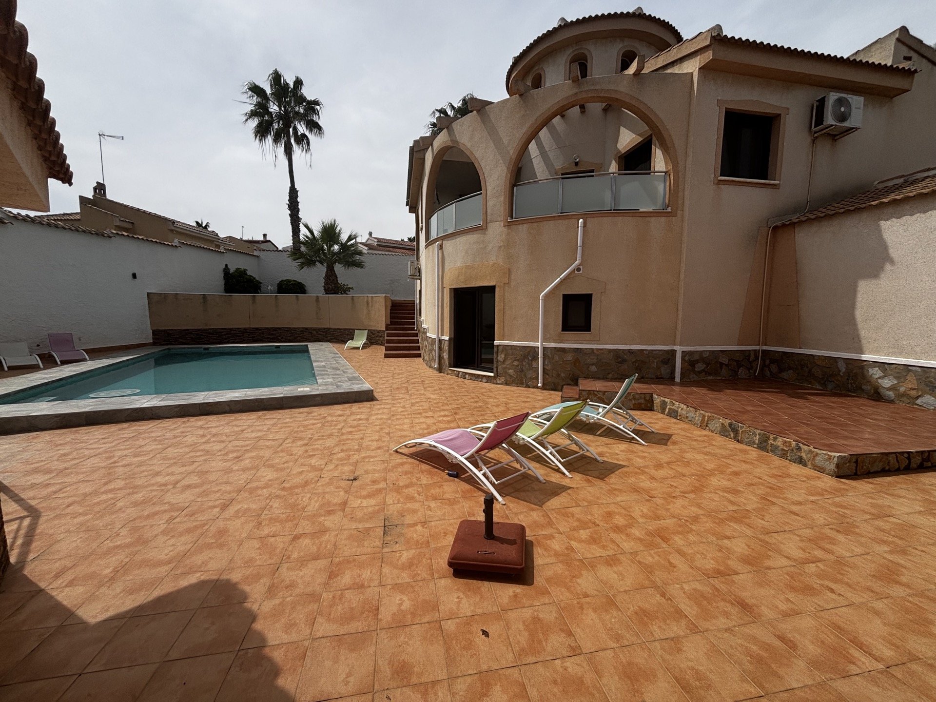 Villa i Ciudad Quesada, Alicante, Spanien 4 sovrum, 247 kvm. Nr. 196827