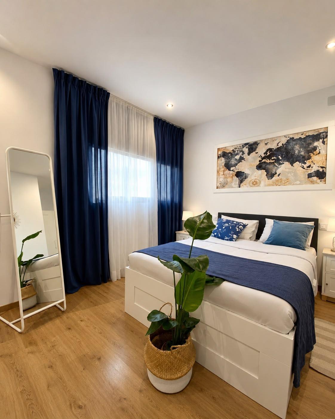 Hotel in Paterna, Valencia, Spain 8 bedrooms, 367 sq.m. No. 183127