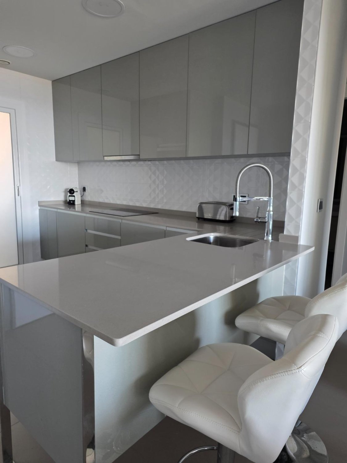 Appartamento a Benidorm, Alicante, Spagna 2 camere da letto, 98 mq. N° 183128