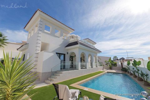 Villa Rojales, Alicante, Spānijā 3 istabas, 168 m2 Nr. 155251