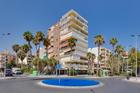 Radhus i Torrevieja, Alicante, Spanien 2 sovrum, 100 kvm. Nr. 114510