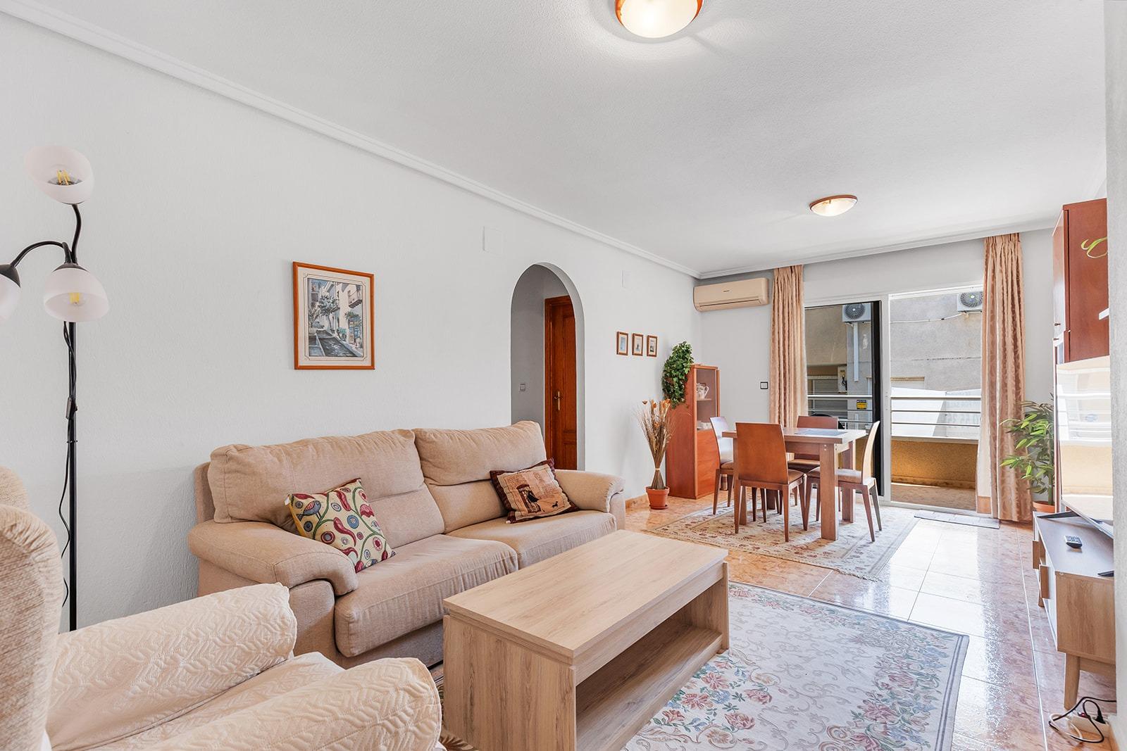 Apartment in Torrevieja, Alicante, Spain 3 bedrooms,  No. 189873