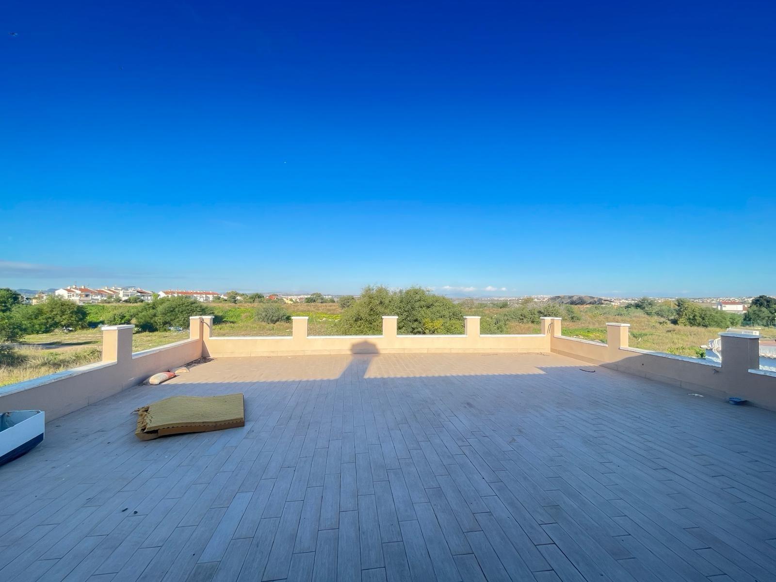Villa en Torrevieja, Alicante, España 3 dormitorios, 441 m2 No. 189869
