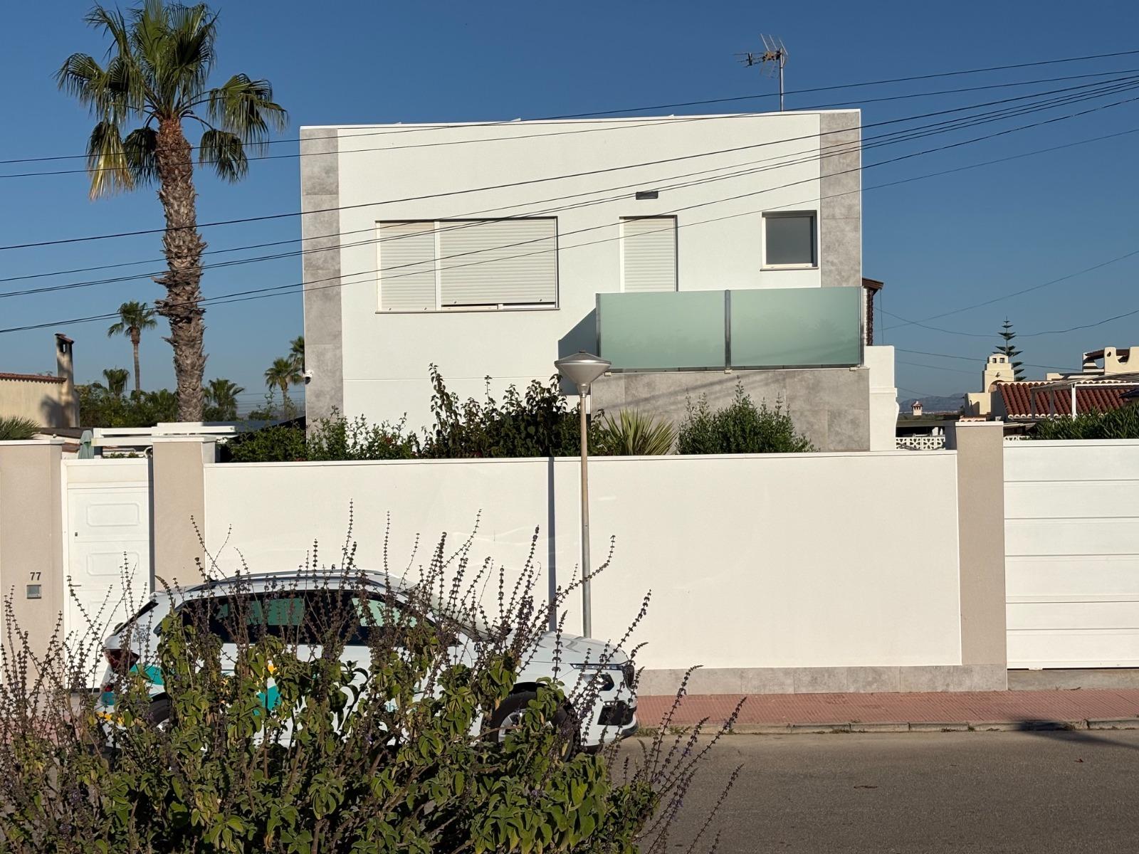 Villa à Torrevieja, Alicante, Espagne 2 chambres, 130 m2 No. 189871