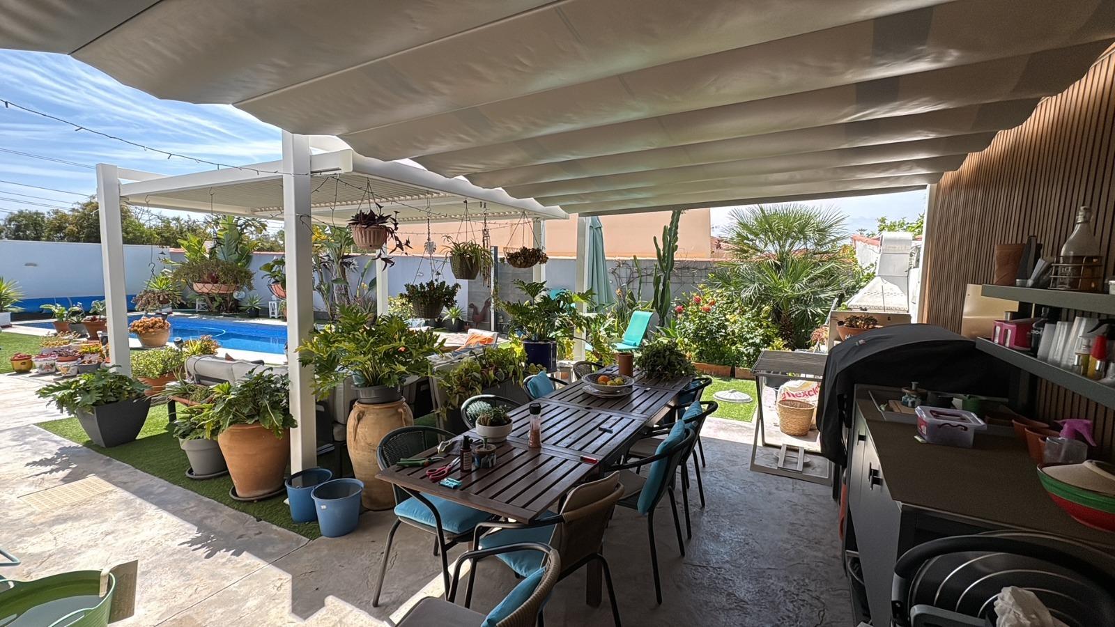 Villa à Torrevieja, Alicante, Espagne 2 chambres, 130 m2 No. 189871