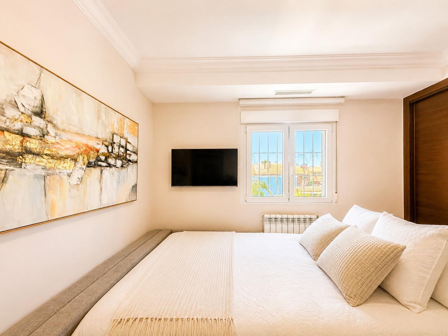 Huvila Dehesa De Campoamor, Alicante, Espanja 4 makuuhuonetta, 431 m2 No. 189874