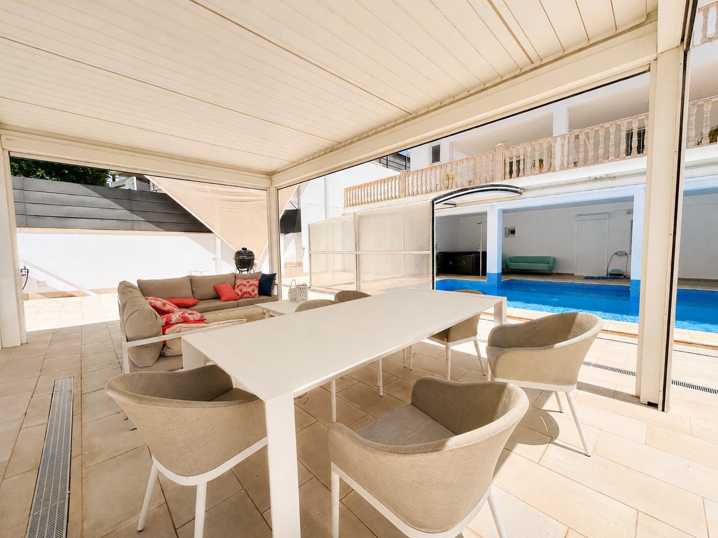 Huvila Dehesa De Campoamor, Alicante, Espanja 4 makuuhuonetta, 431 m2 No. 189874