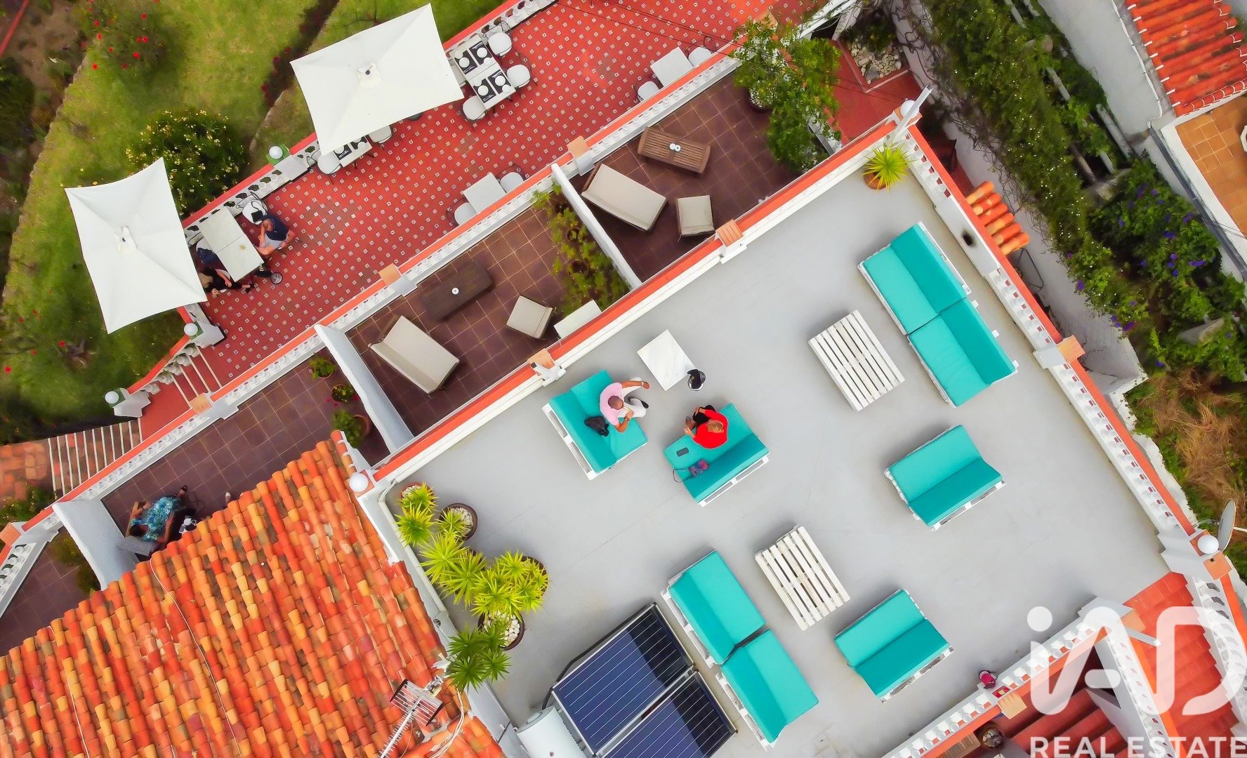 Albergo a Nerja, Malaga, Spagna 7 camere da letto, 2197 mq. N° 172351