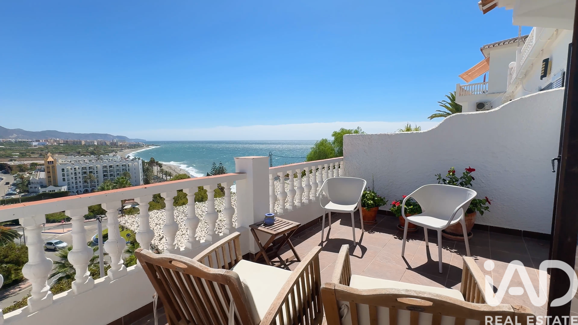 Albergo a Nerja, Malaga, Spagna 7 camere da letto, 2197 mq. N° 172351