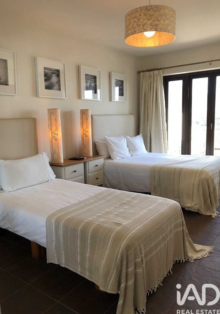Albergo a Nerja, Malaga, Spagna 7 camere da letto, 2197 mq. N° 172351
