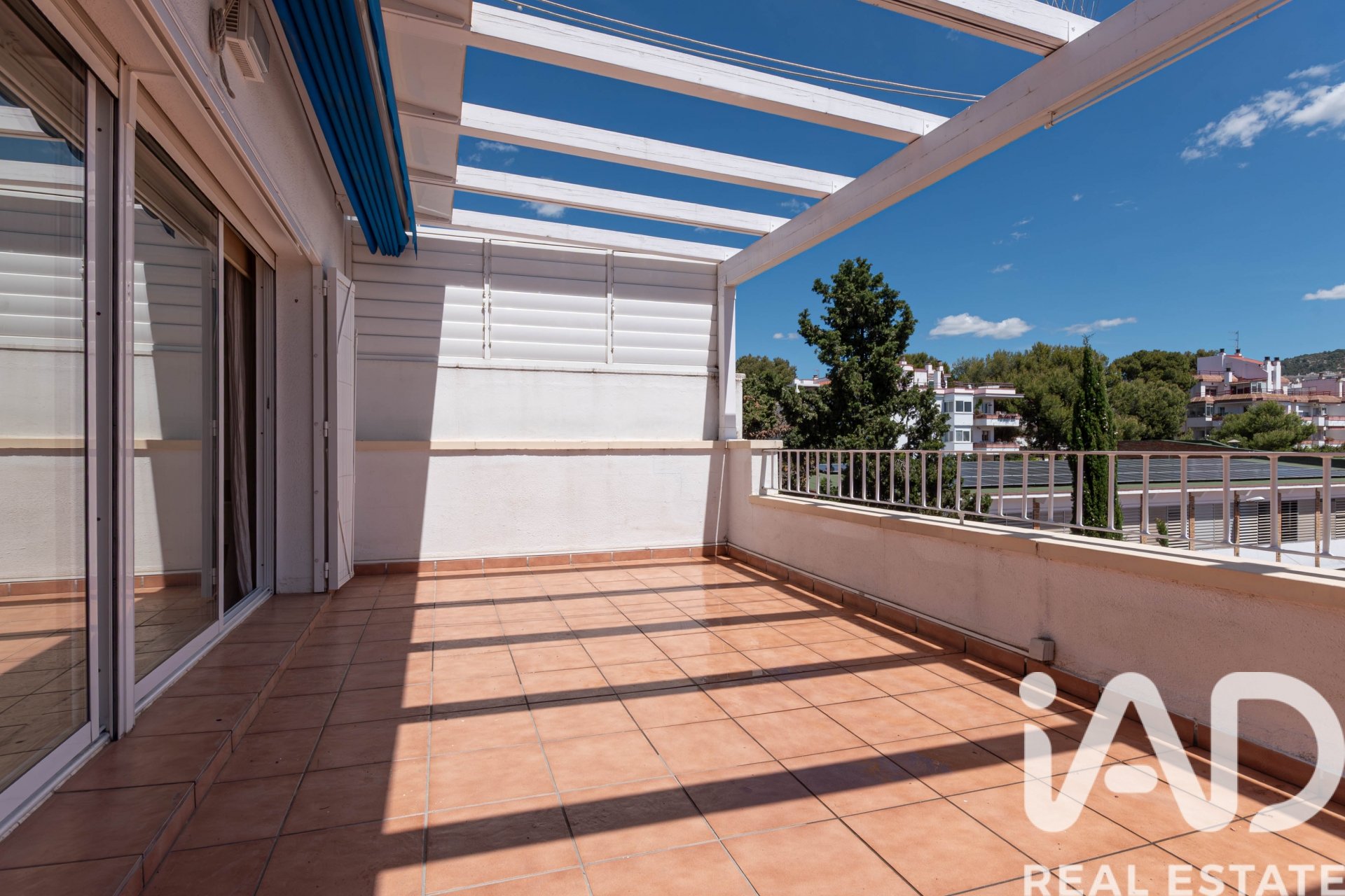 Takvåning i Sitges, Barcelona, Spanien 3 sovrum, 114 kvm. Nr. 172349