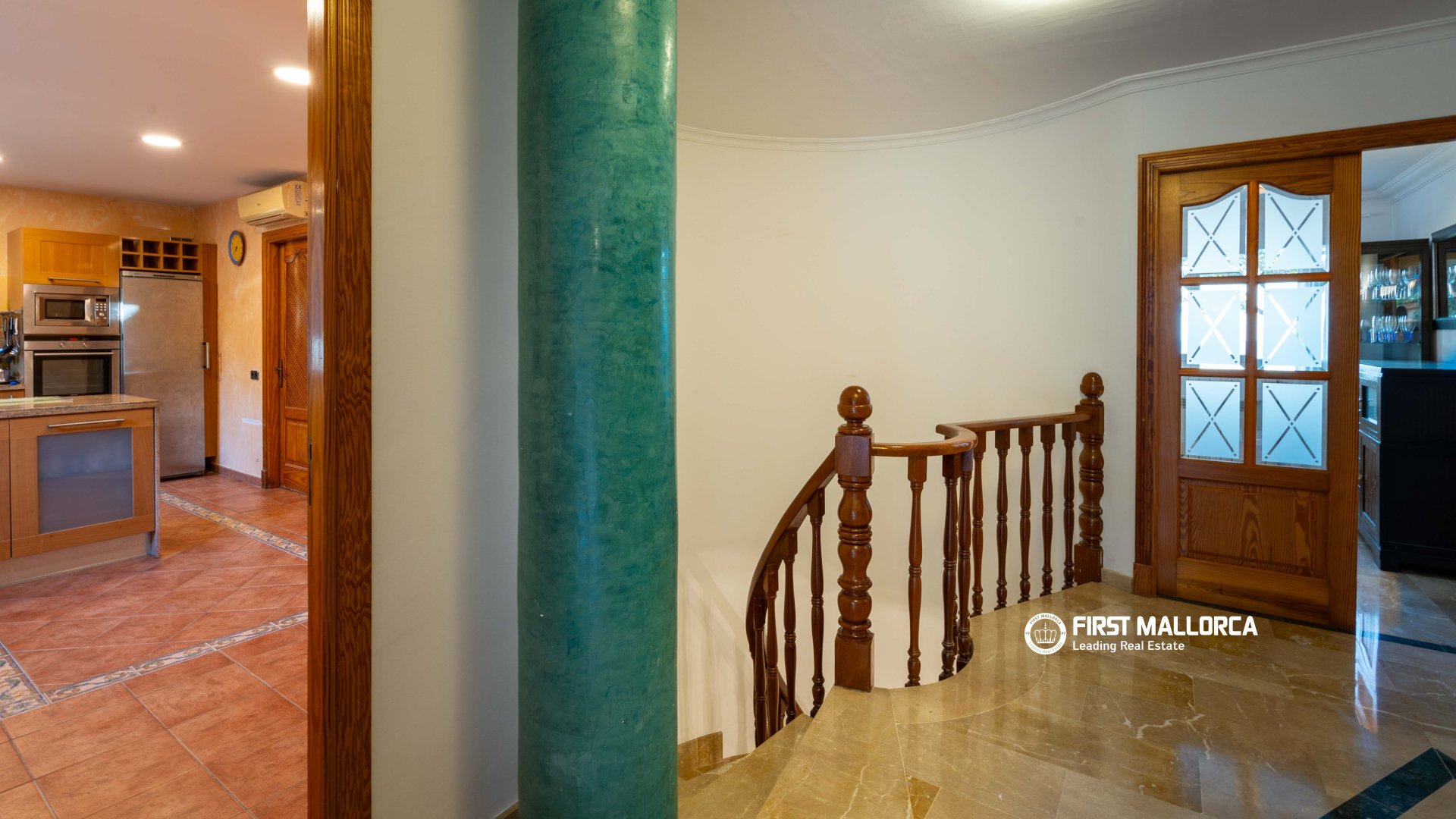 Villa in Mallorca, Spanien 5 Schlafzimmer, 334 m2 Nr. 183523