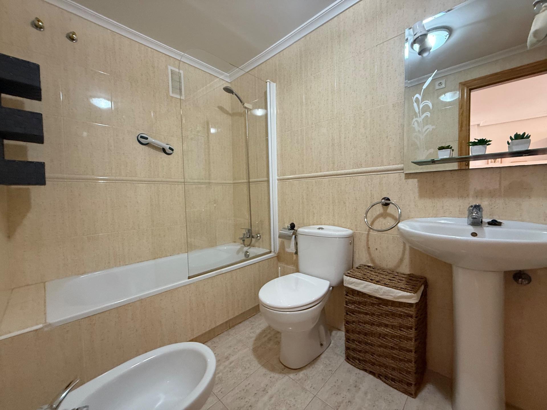 Apartament w Torrevieja, Alicante, Hiszpania 1 sypialnia, 503 mkw. nr 194796