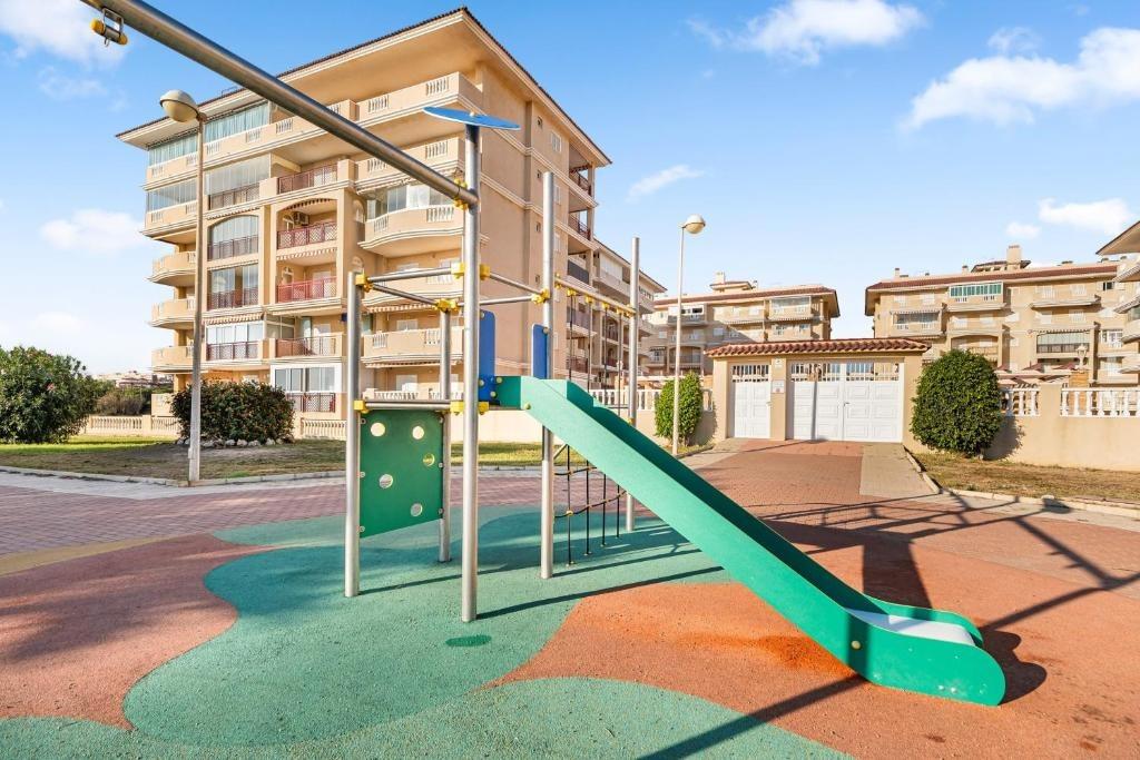Apartament w Torrevieja, Alicante, Hiszpania 1 sypialnia, 503 mkw. nr 194796